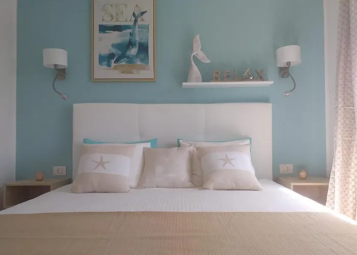 Apartment Duplex -The Sunny Hut - Swimming Pool - Free Wifi & Ac- Residence Las Marinas