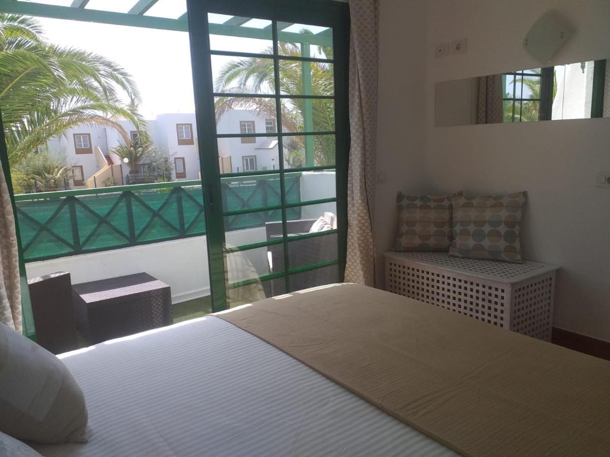 Duplex -the Sunny Hut - Swimming Pool - Free Wifi & Ac- Marinas Apartament *